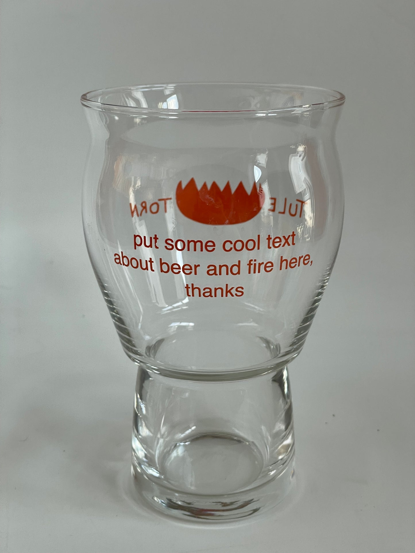 Tuletorn glass